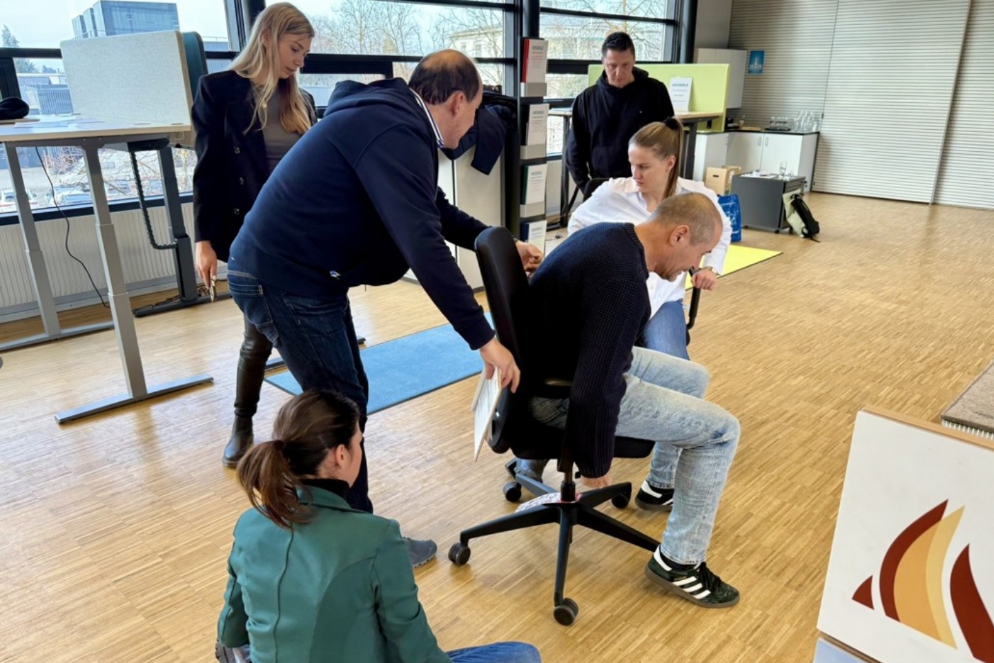 Beitragsbild_Büromöbel_VGV_03_C) VGV Service gGmbH